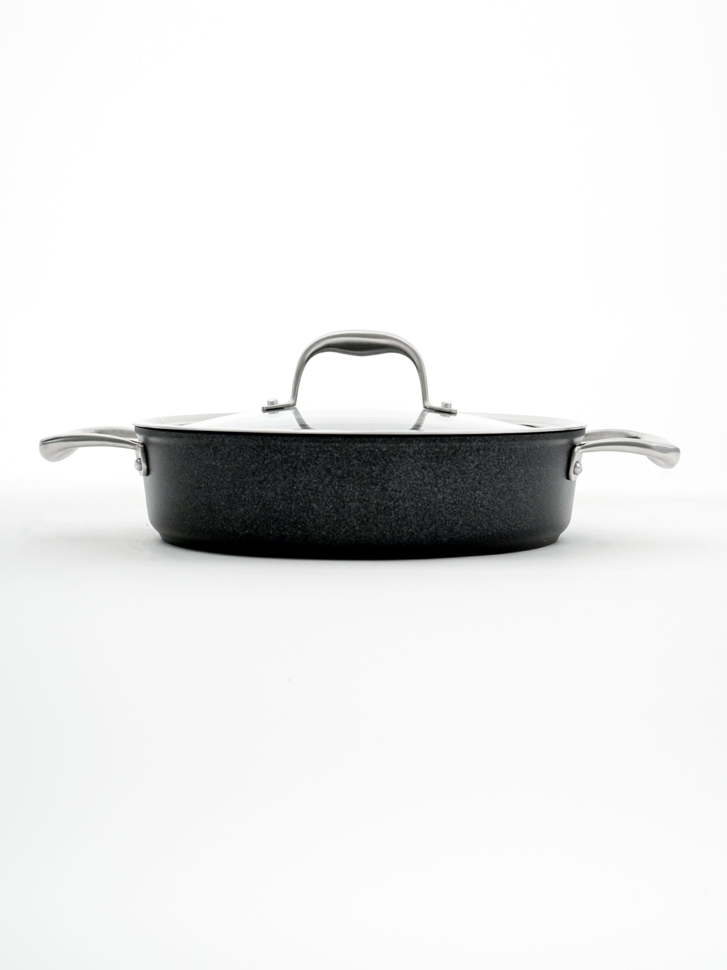 SKK Lightweight round serving pan with stainless steel handles - side view
