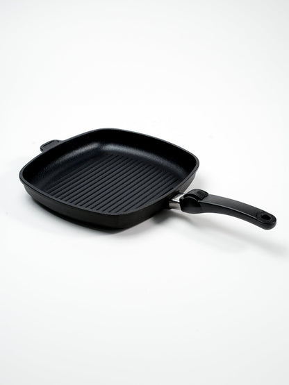SKK The Classic German Titanium Square Grill — hand-cast aluminium, made in Germany